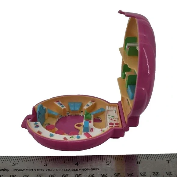 Vintage Bluebird Polly Pocket Cafe Compact 1989 Pink Shell  Toy GUC - Picture 3 of 5